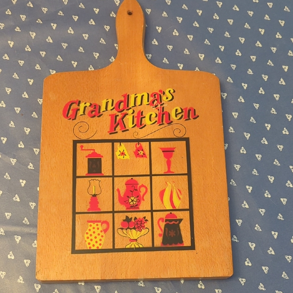 Vintage Grandma's Kitchen Nevco Wooden Cutting Board
